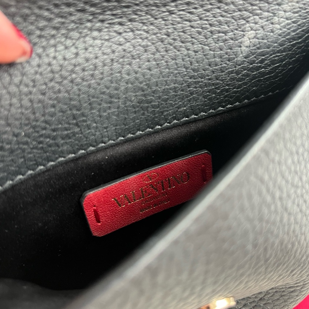 Authentic Valentino Rockstud Bag Authentic Black - Picture 4 of 5